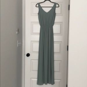 Kendall Show me your mumu sage maxi dress